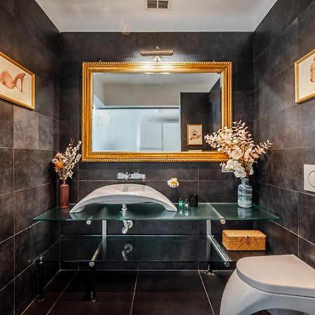 The Boutique Houses - Iconic Suite In Galleria Duomo With Private Parking Milano Exterior foto
