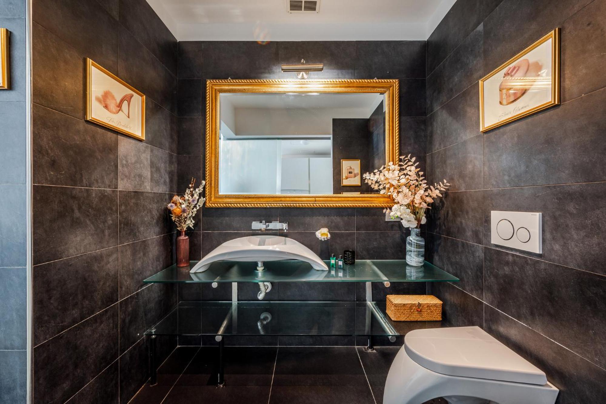 The Boutique Houses - Iconic Suite In Galleria Duomo With Private Parking Milano Exterior foto