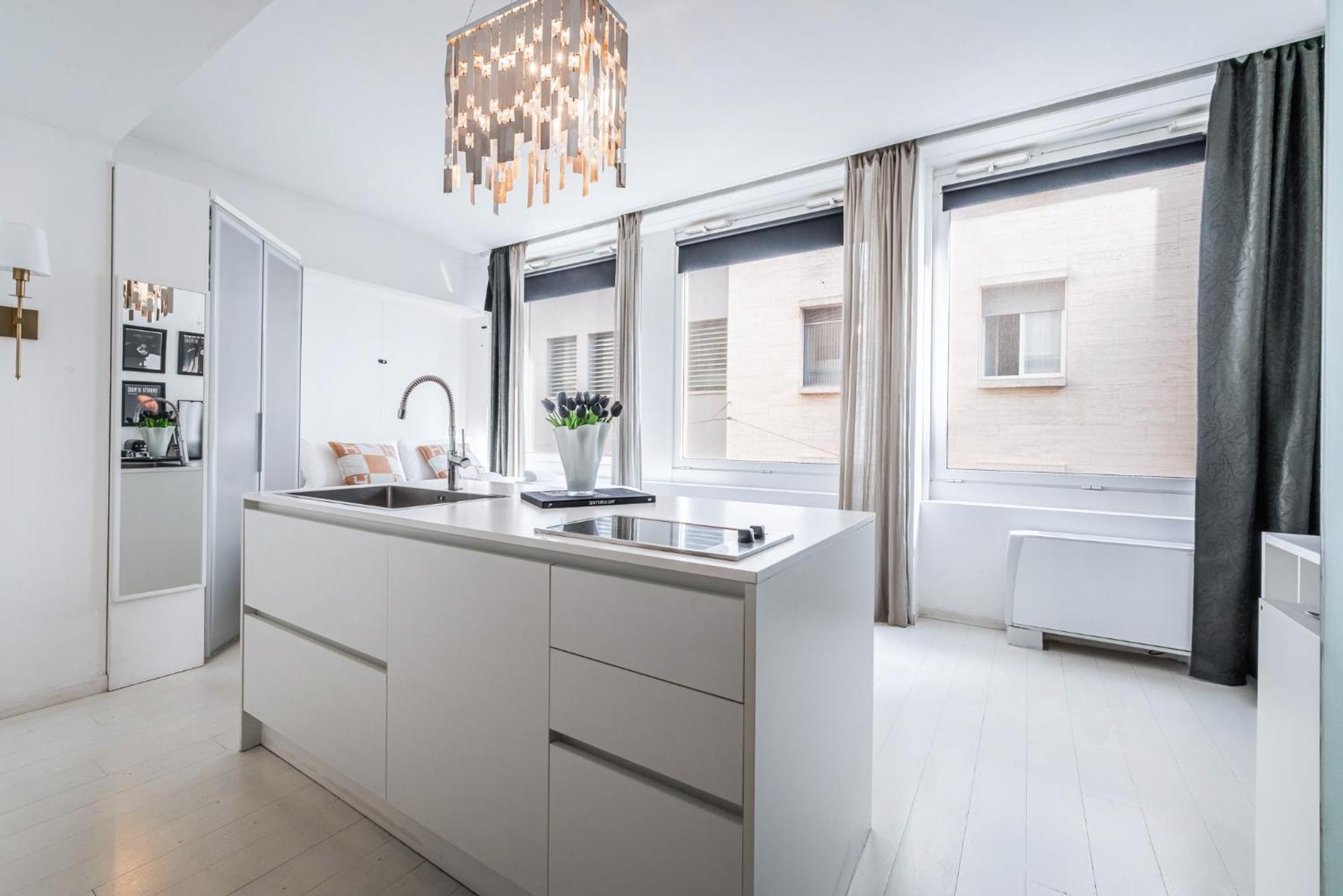 The Boutique Houses - Iconic Suite In Galleria Duomo With Private Parking Milano Exterior foto